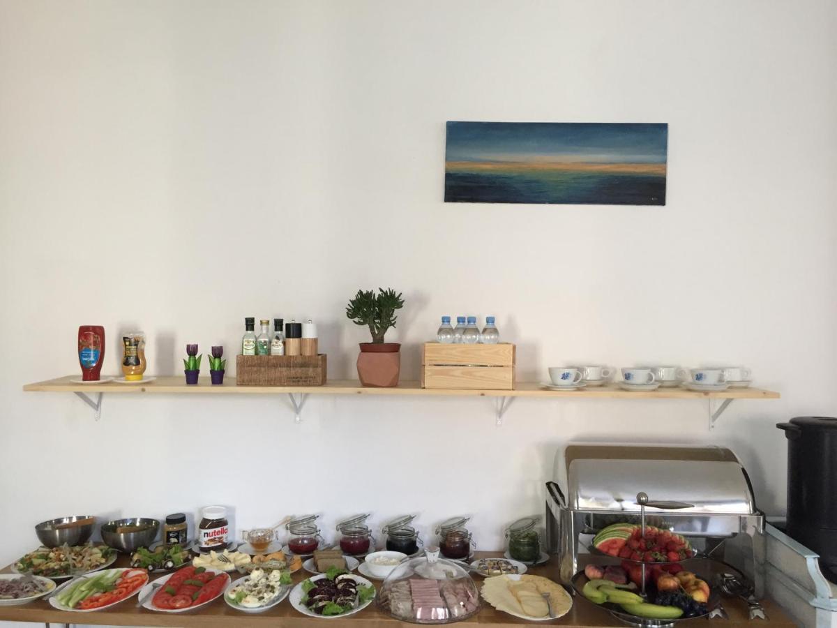 Pod Roza Economy Bed & Breakfast Łeba Eksteriør bilde