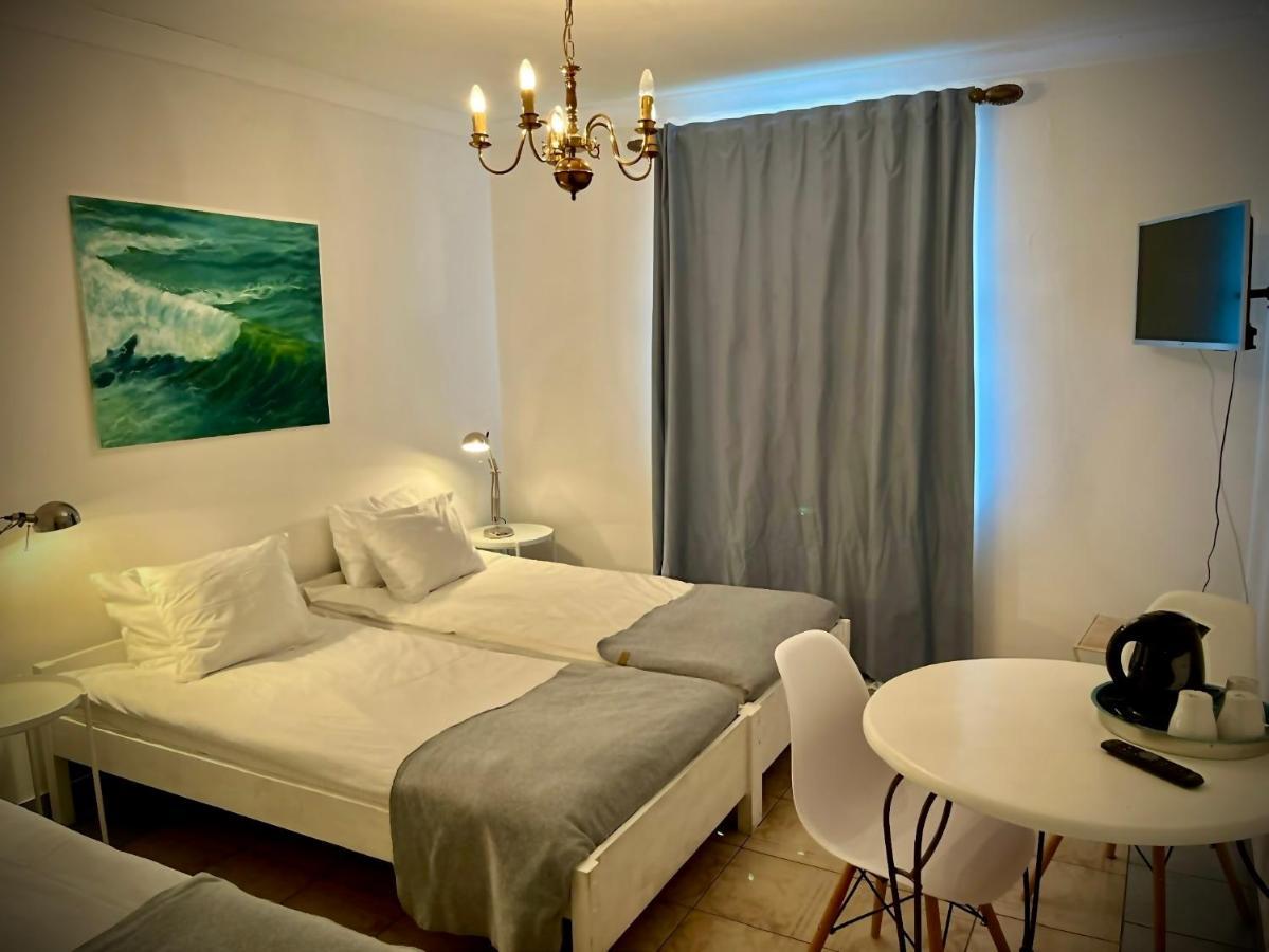 Pod Roza Economy Bed & Breakfast Łeba Eksteriør bilde